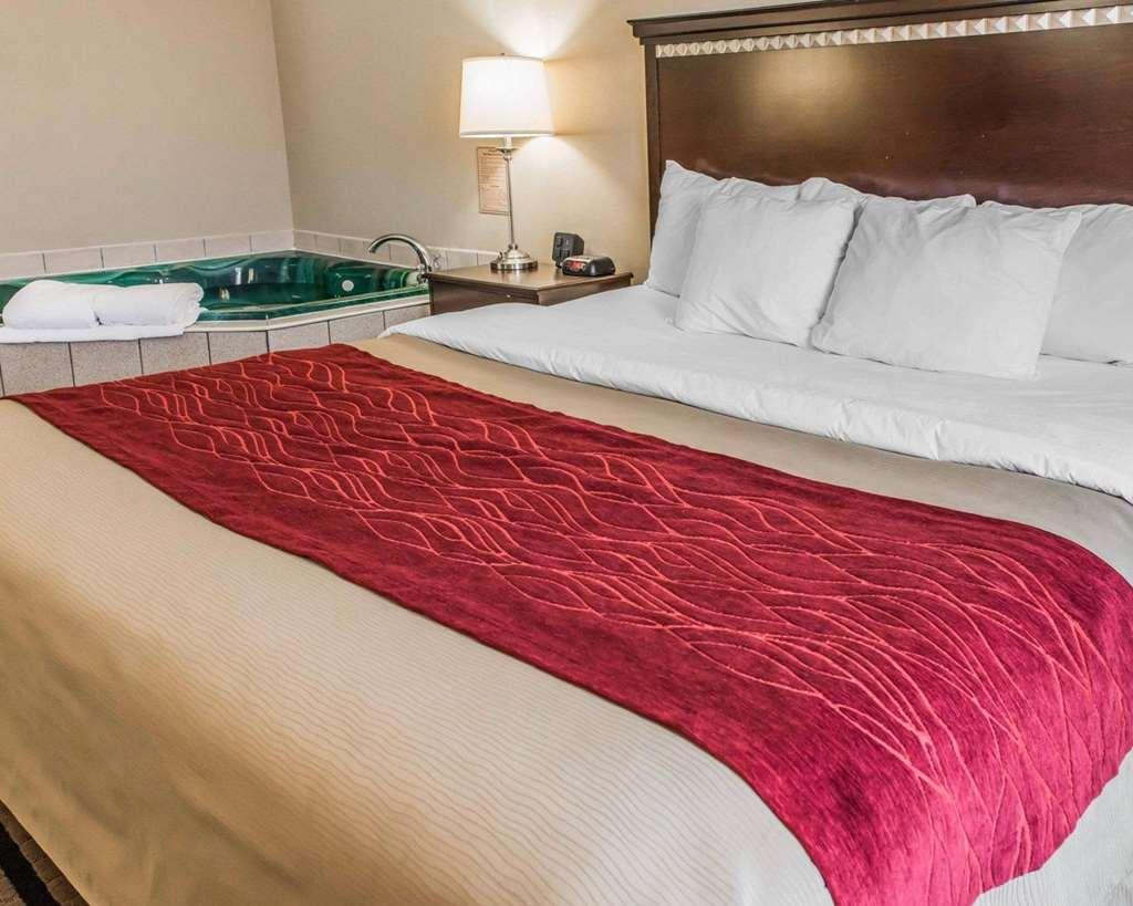 Wingate By Wyndham Pittsburgh West Mifflin Hotel Kamer foto