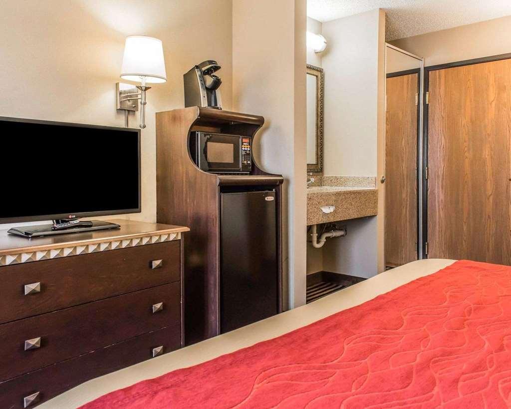 Wingate By Wyndham Pittsburgh West Mifflin Hotel Kamer foto